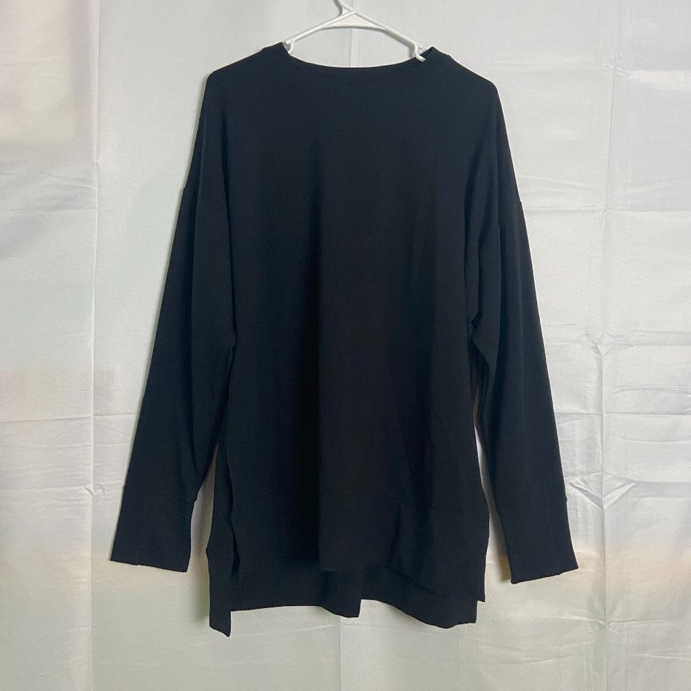 limitless by the limited size L black soft long sleeve shirt